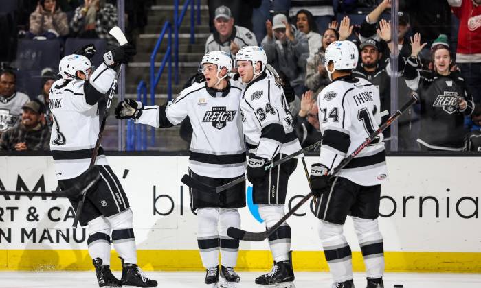 54952946894 67bfe4e63f o